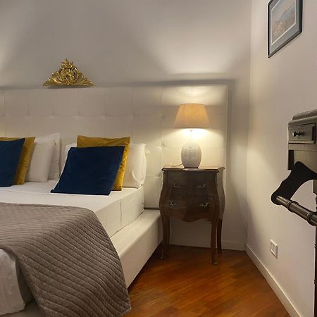 Realpartenope B&B 284 Наполи Екстериор снимка