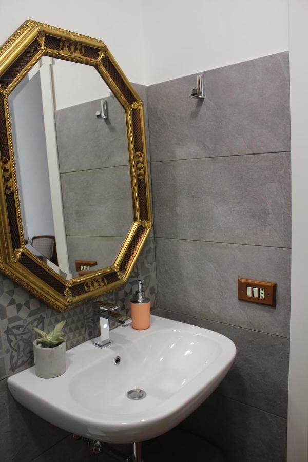 Realpartenope B&B 284 Наполи Екстериор снимка