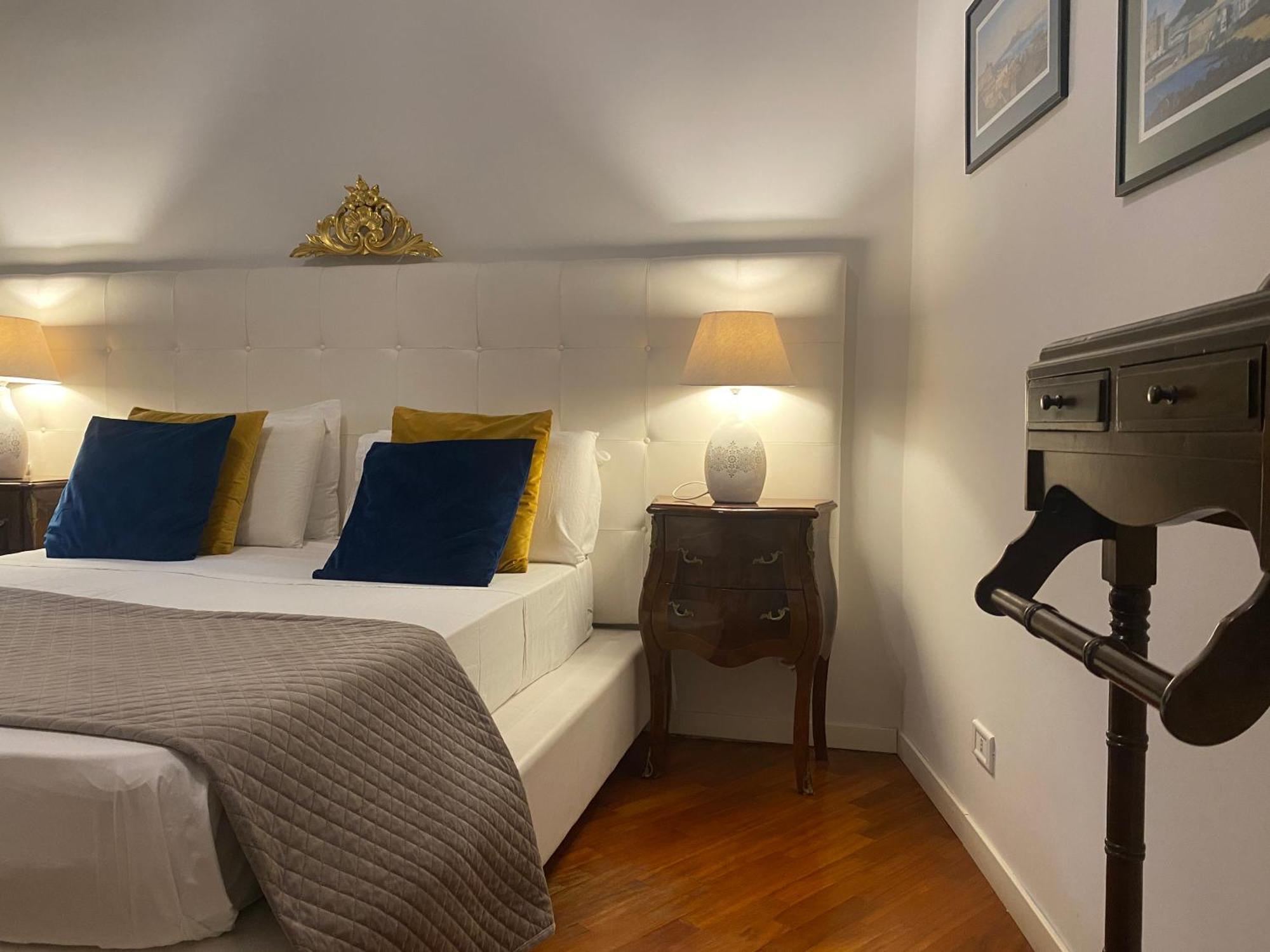 Realpartenope B&B 284 Наполи Екстериор снимка